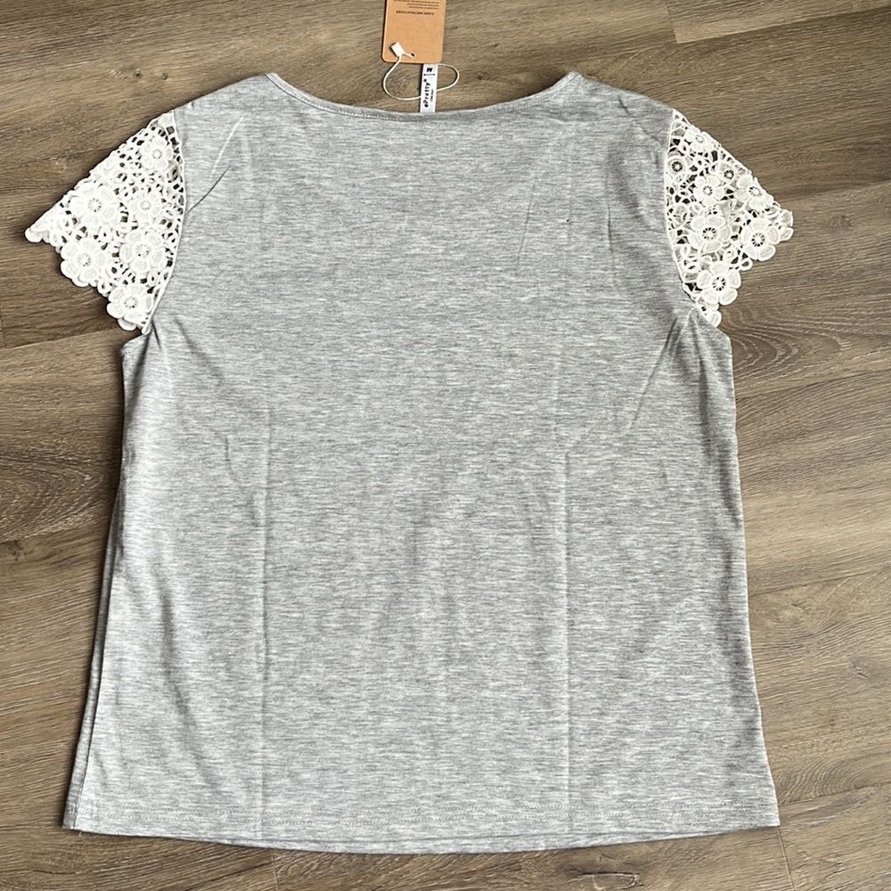 NWT ePretty Lace Cap Sleeve Shirt Size Medium - Picture 4 of 5